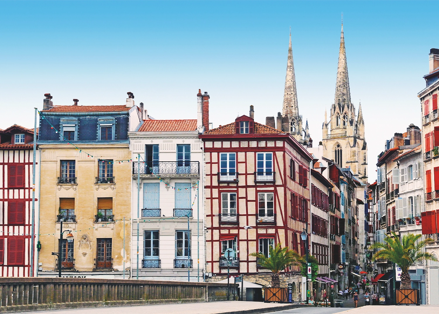 Ville de Bayonne Pays basque centre historique cathédrale