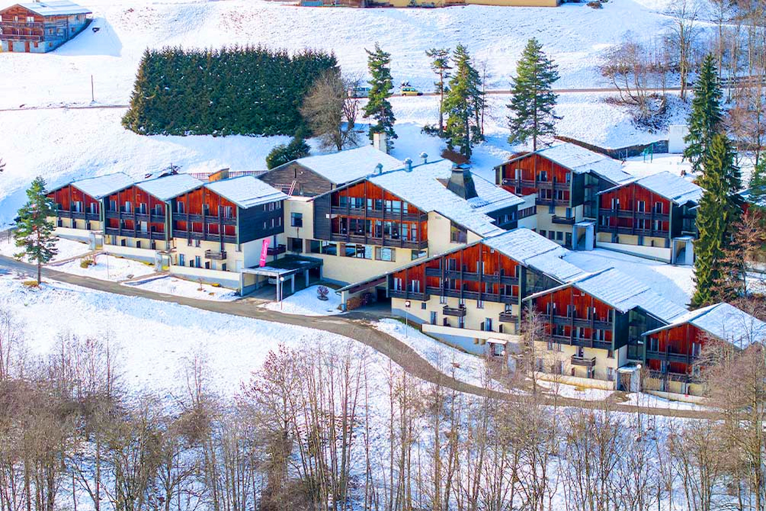 Séjour ski en Savoie à Arêches-Beaufort village vacances enneigé