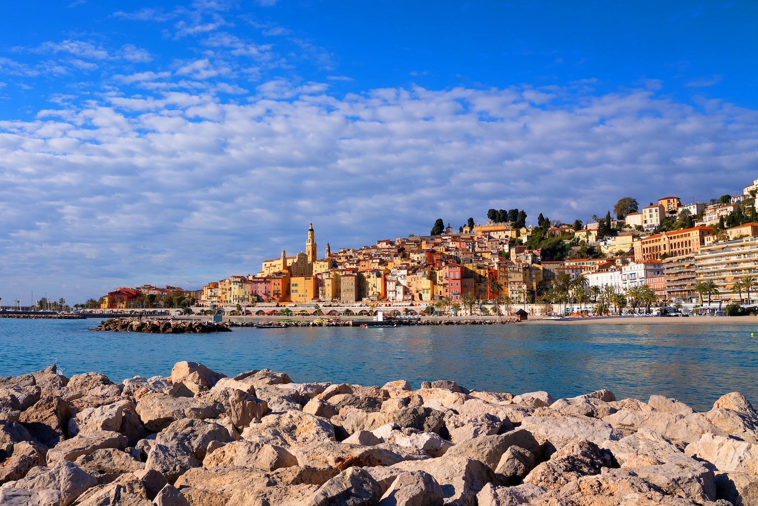 excursion Menton Côte d’Azur village coloré mer panorama